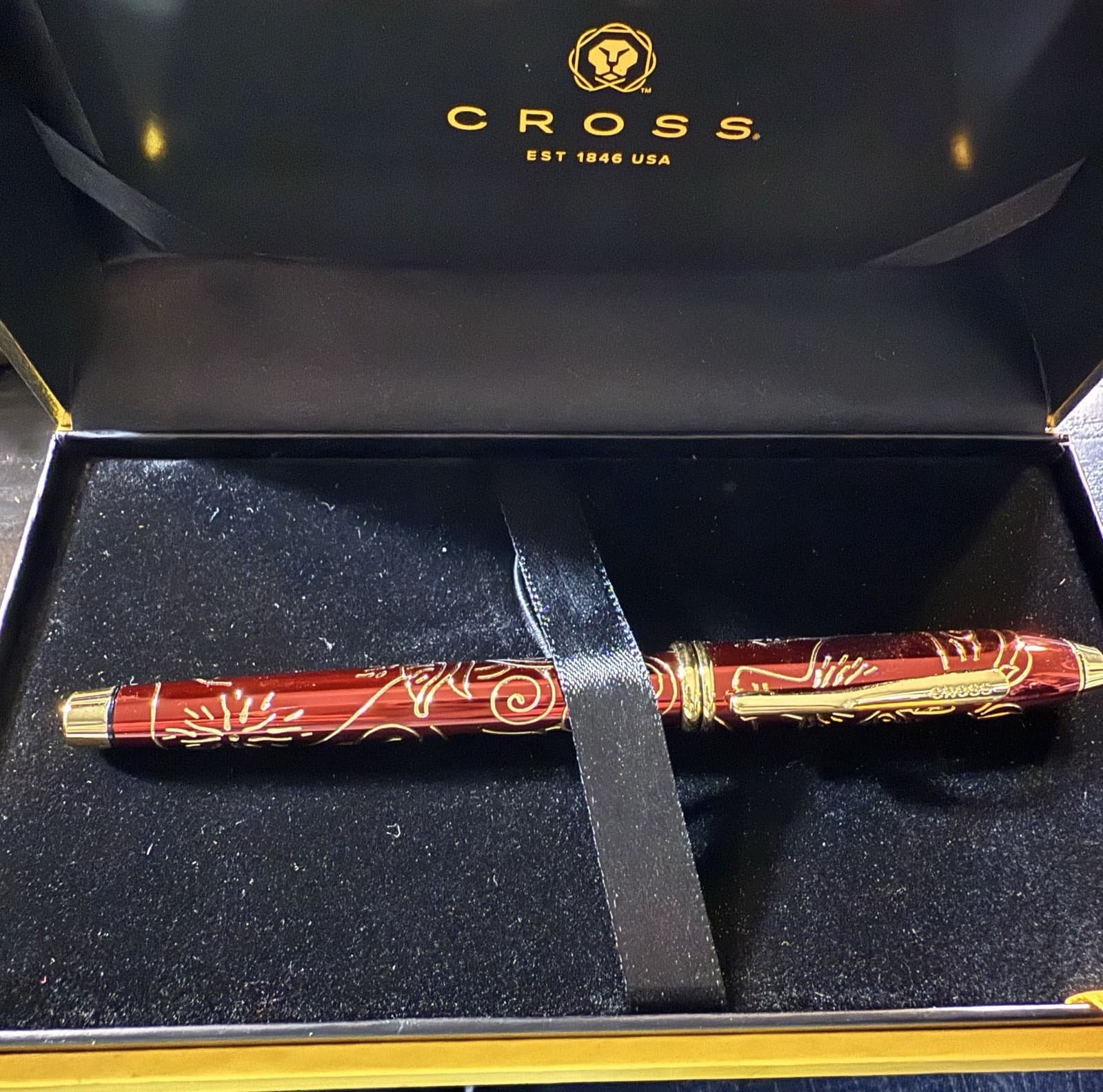 Cross Townsend "Year Of The Pig" Fountain Pen 18KT Gold M Nib NEW 2018 Sample