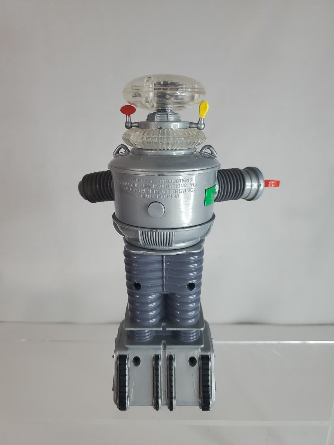 Trendmasters Lost In Space Electronic Lights & Sounds B9 Robot Figure 1998 3