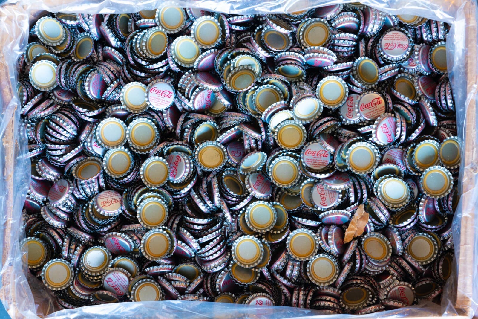 100 Silver Coca-Cola Bottle Caps 1960's -Never Used- NOS 2