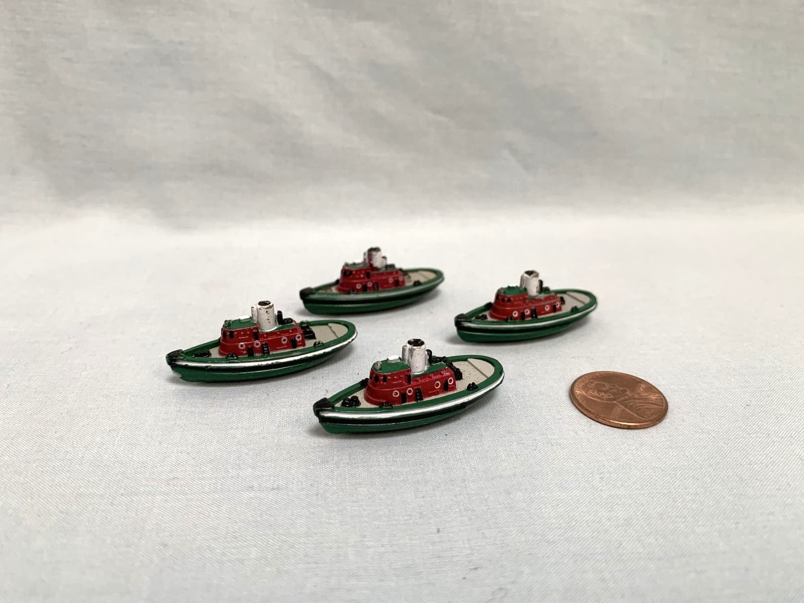 4 1987 VINTAGE 1 1/2" MINIATURE MICRO MACHINES TUG BOATS MARINE TOW GREEN GALOOB 6