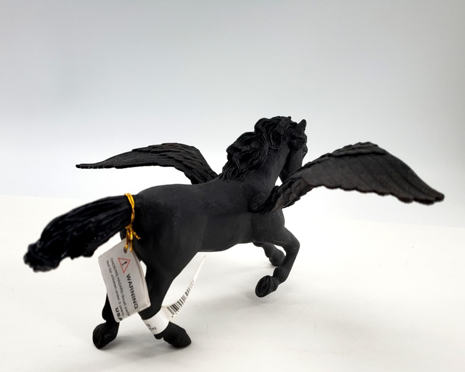 Papo Black Winged Pegasus Horse Figurine 8" Wingspan Star on Forehead 4