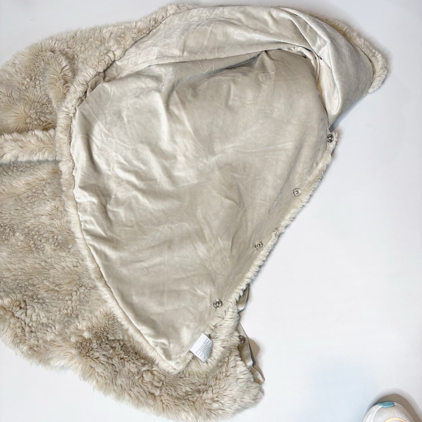 Restoration Hardware Christmas Tree Skirt Luxe Faux Fur Holiday Lush Pile 70" 5