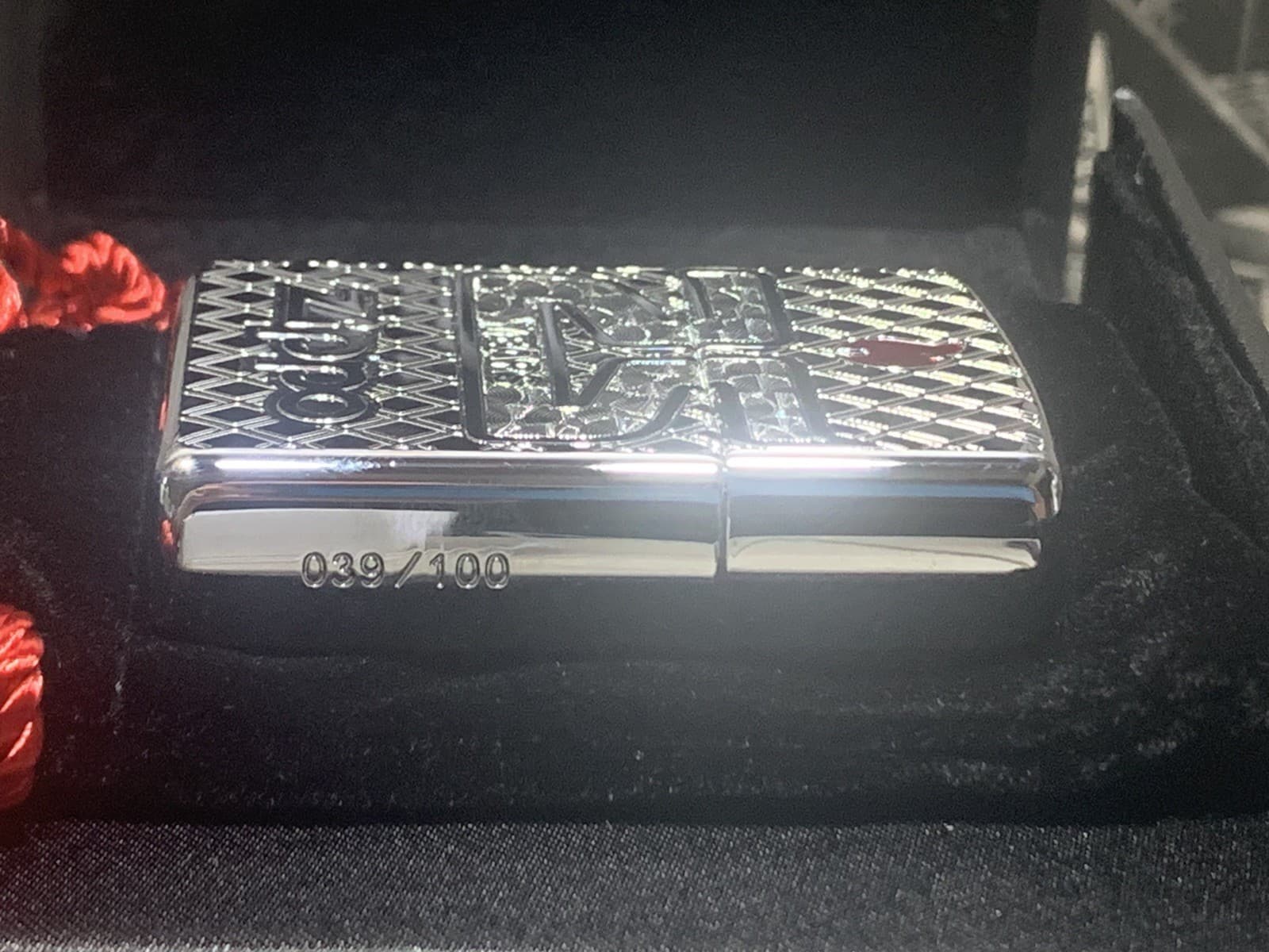 Zippo 2025 Logo Zippo Armor 39/100 Limited Edition Exquisite Zippo Box 5