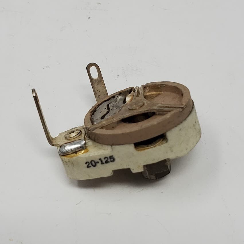 Vintage RF Trim Capacitor - 20-125pF, Panel Mount, Srew Drivewr w/Lock nut. NEW 2