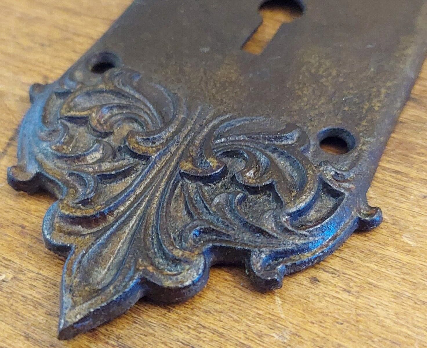 Vintage HEAVY Ornate Cast Iron Door Knob Back Plate 8.5” Antique 2