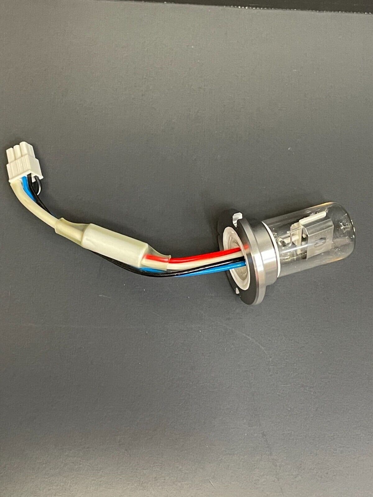 Agilent Deuterium Lamp for UV-Vis and UV-Vis-NIR 3