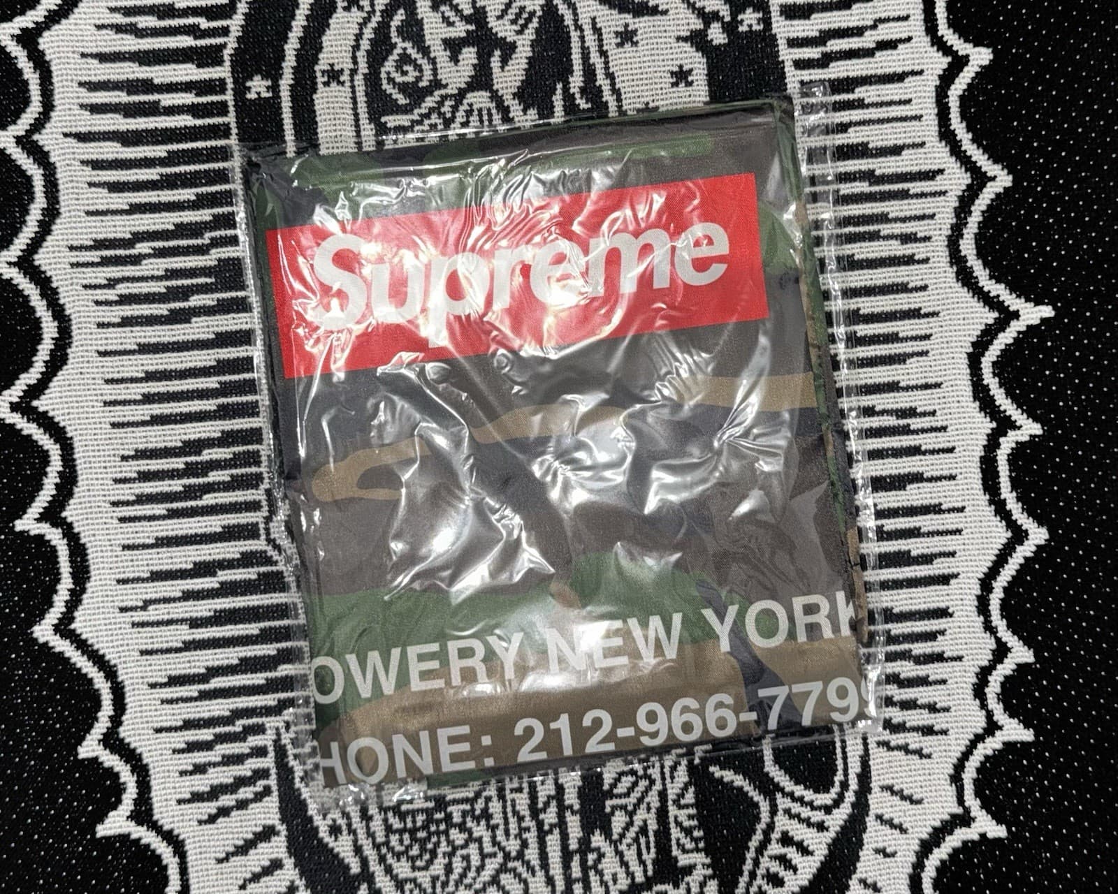 SUPREME WOODLAND CAMO LAUNDRY BAG FW25 GIFT 2