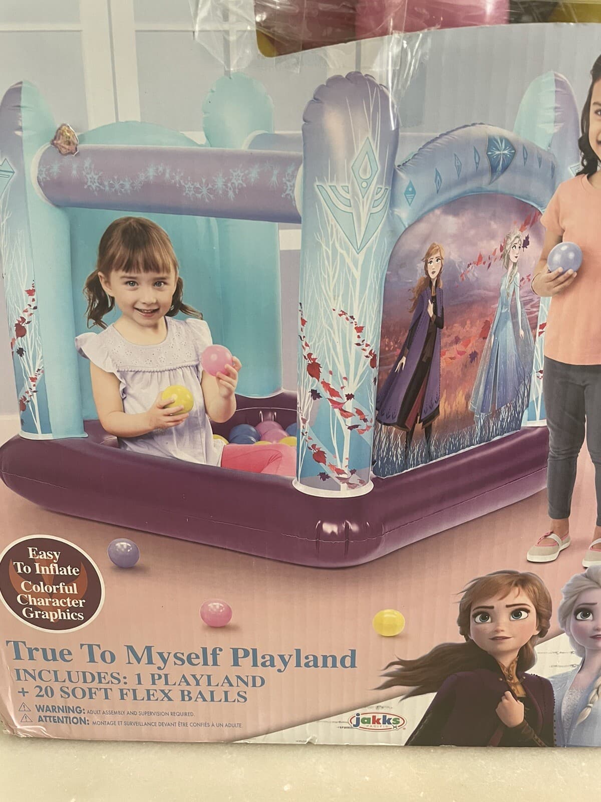 Disney Frozen 2: 1 Playland Inflatable Ball Pit with Balls New In Box 2