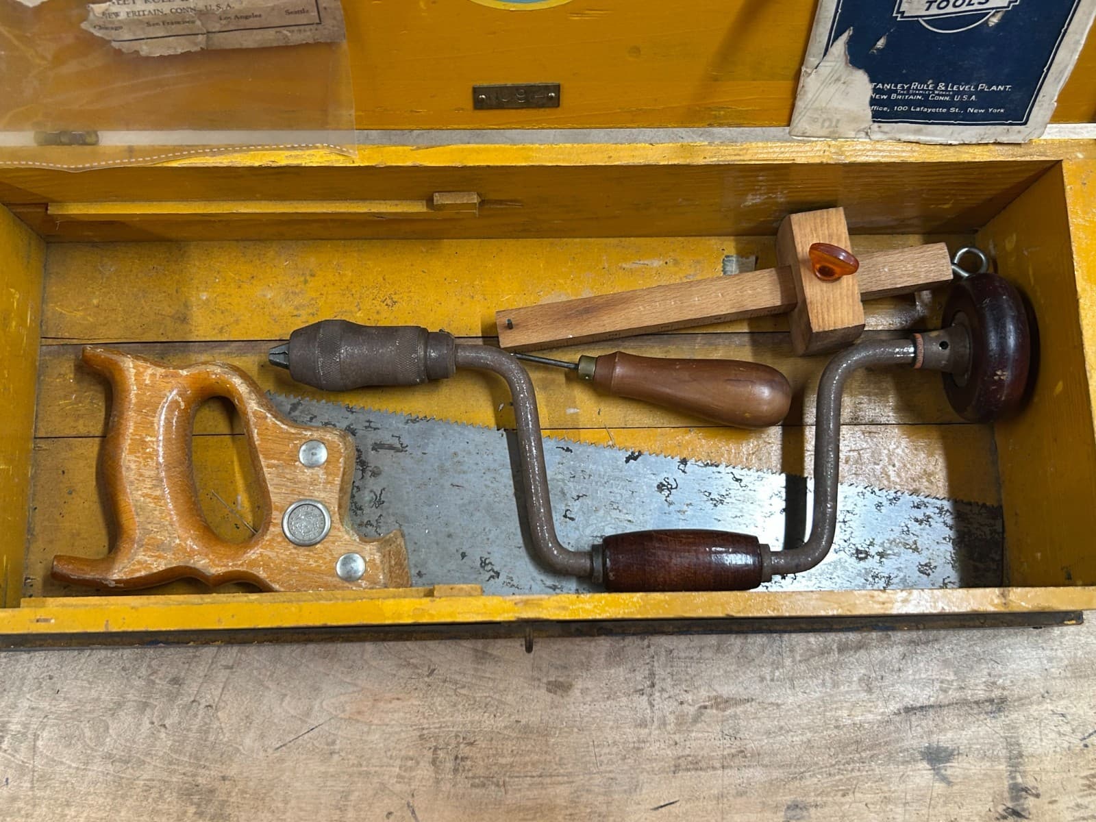 Vintage Stanley No. 914 Tool Chest w/some tools- only made in 1927 3