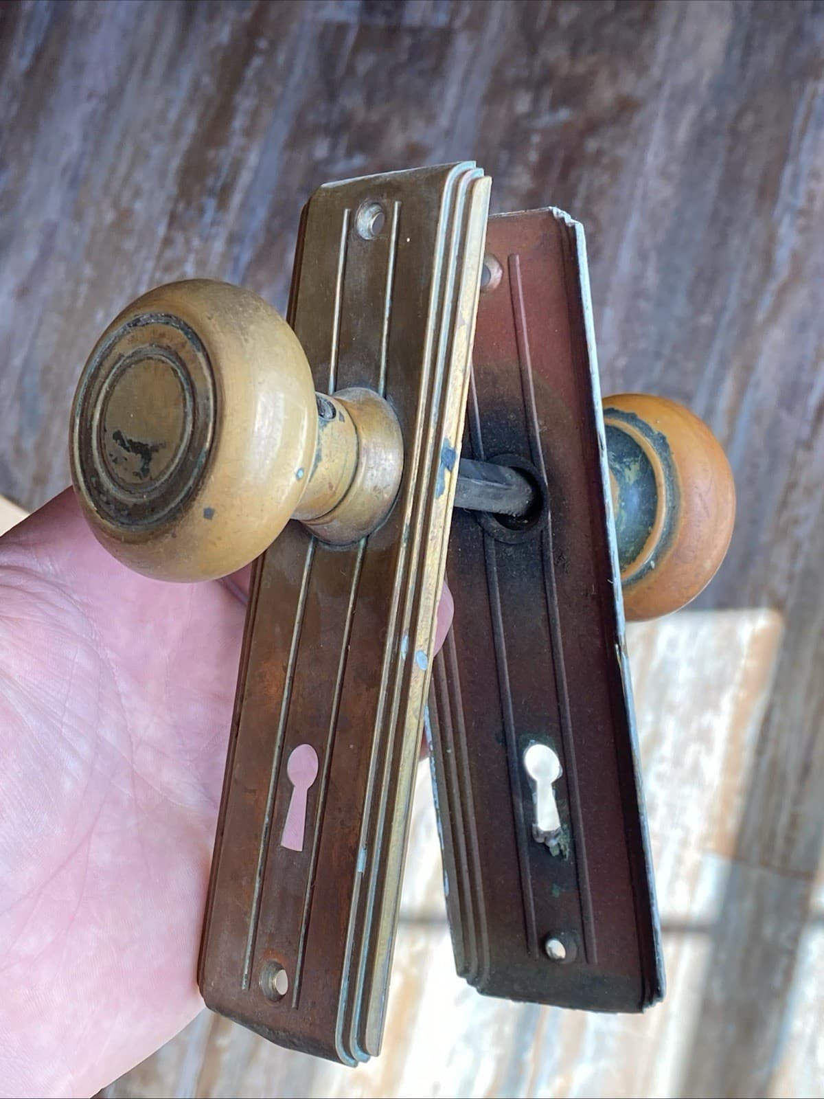 Brass Art Deco Lines Stepped Circles Door Knob Backplates with Key Holes 3