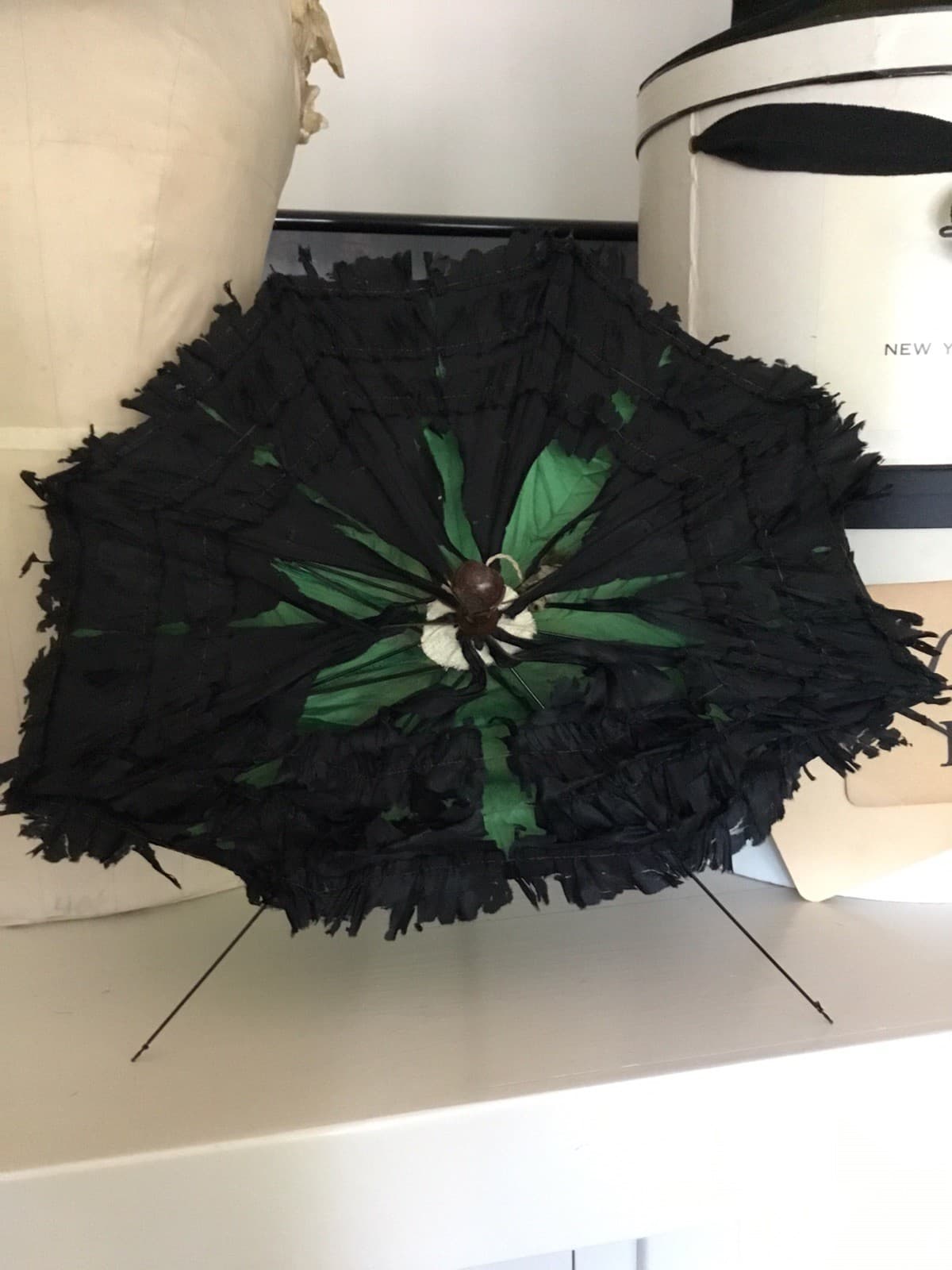 Antique Victorian Edwardian Parasol Umbrella Black Green Lining Shattered AS IS 6