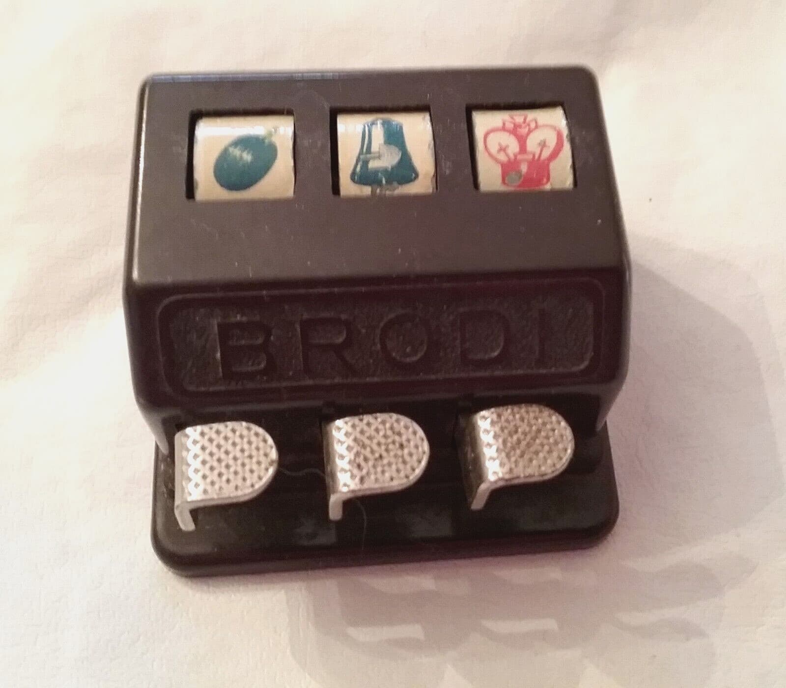 Vintage O. Schoenhut Inc Brodi Miniature Casino Slot Machine Game 2” Handheld 2