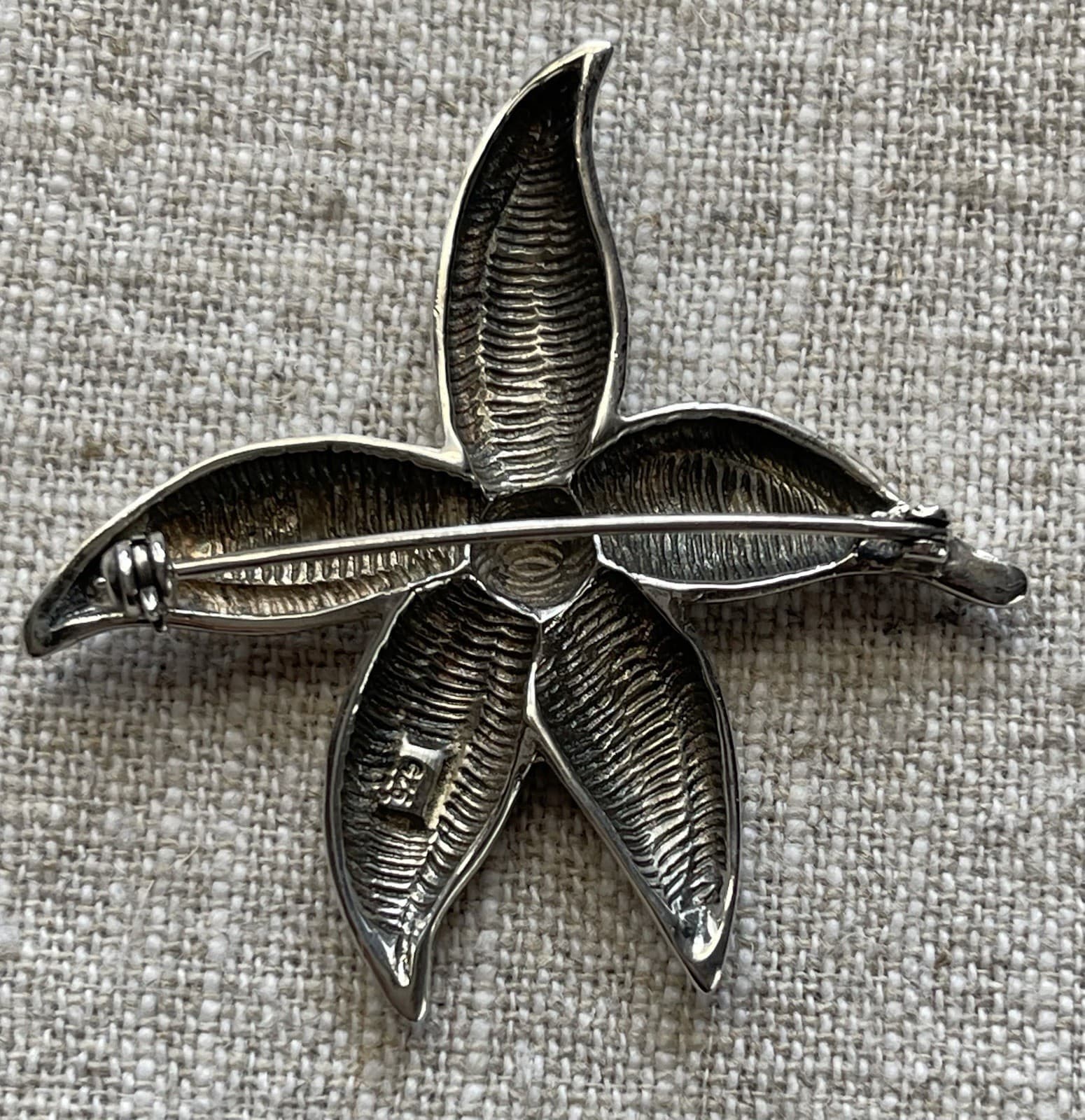 Sterling Silver 925 Hawaiian Plumeria or Poinsettia Flower 2.25” Brooch Pin 15g 2