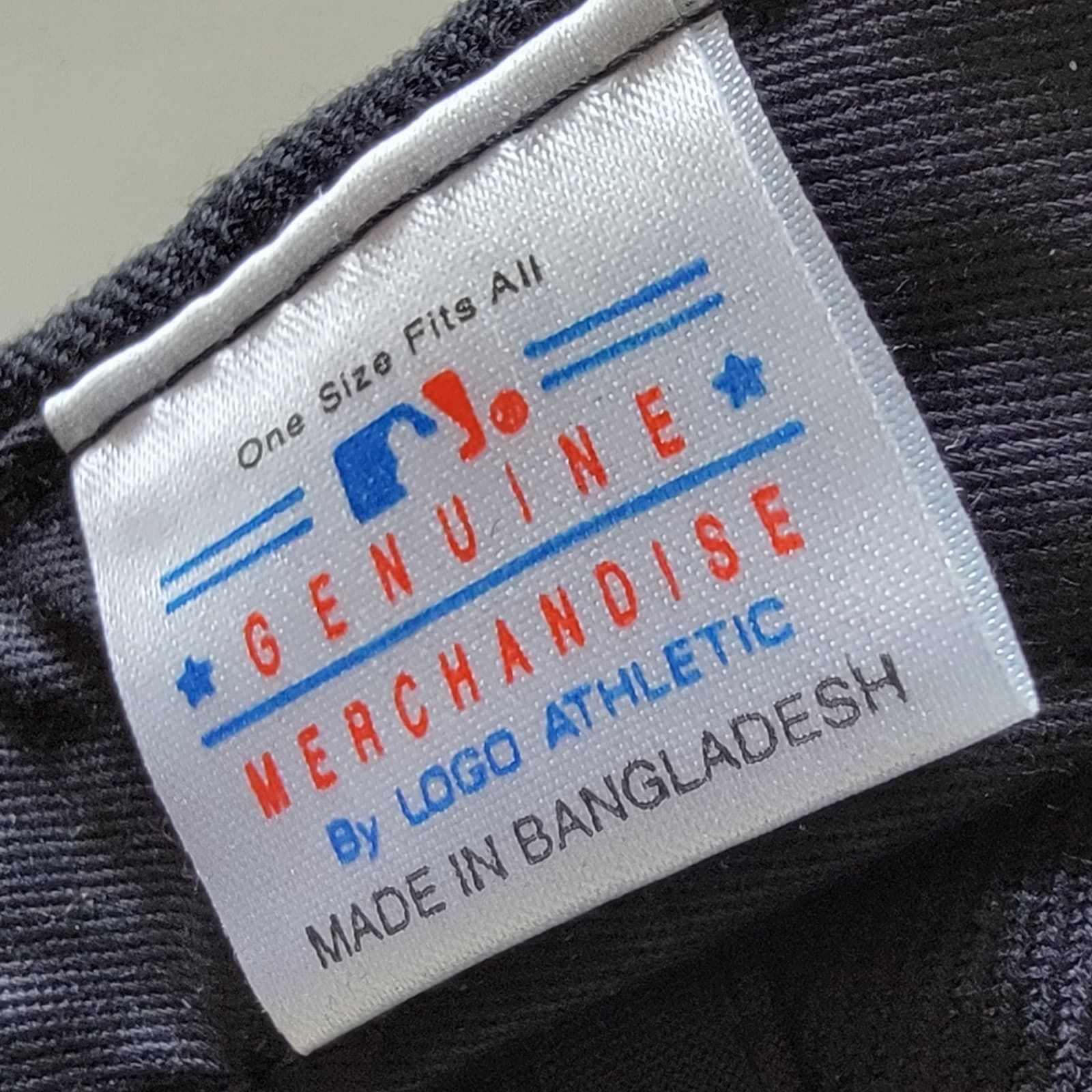 Ken Griffey Jr~ 2000 ~Signed Baseball Hat /Cap w/COA 5