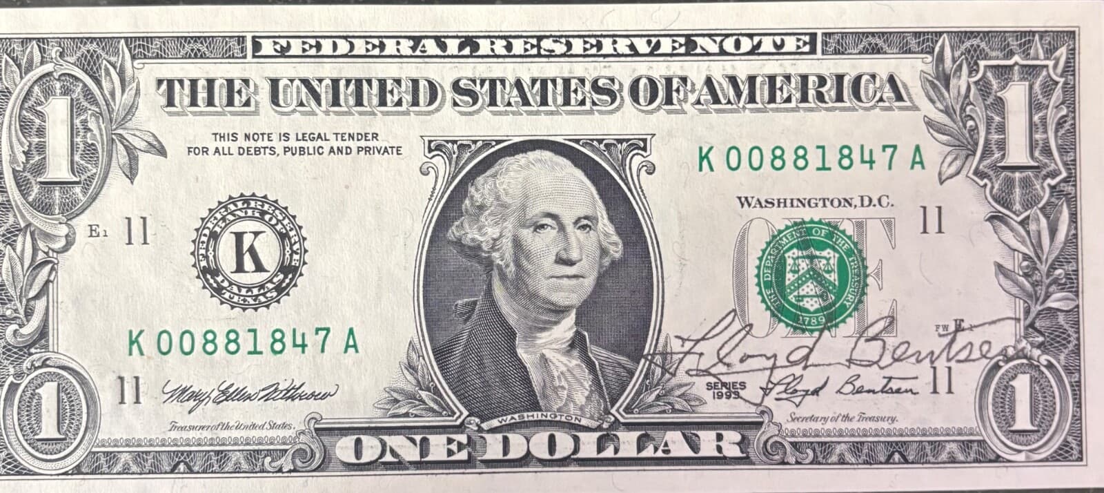 Lloyd Bentsen autographed un-circulated dollar bills 6