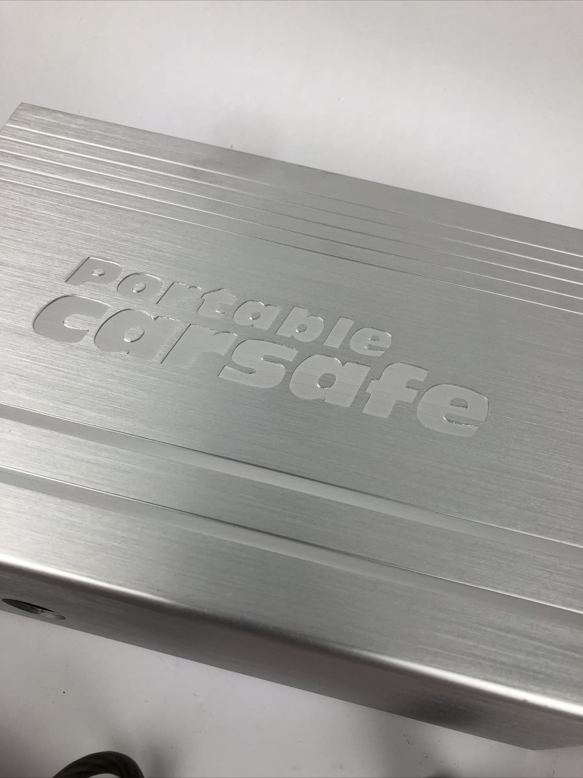 CAR SAFE Portable Small Car Gun Safe for Pistols Handgun Valuables Key Lock LOOK 4