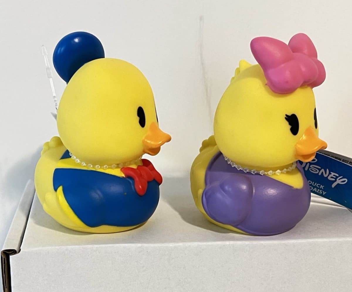 Disney Donald & Daisy 3in. Duckalooz Rubber Duck Set! NEW! 3