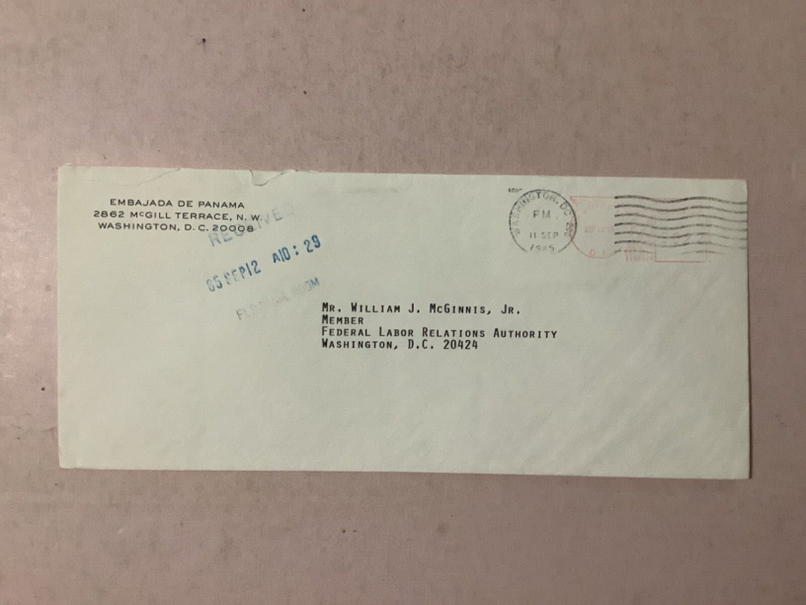 1985 Gabriel De La Guardia Embassy of Panama signed typed letter & envelope 4