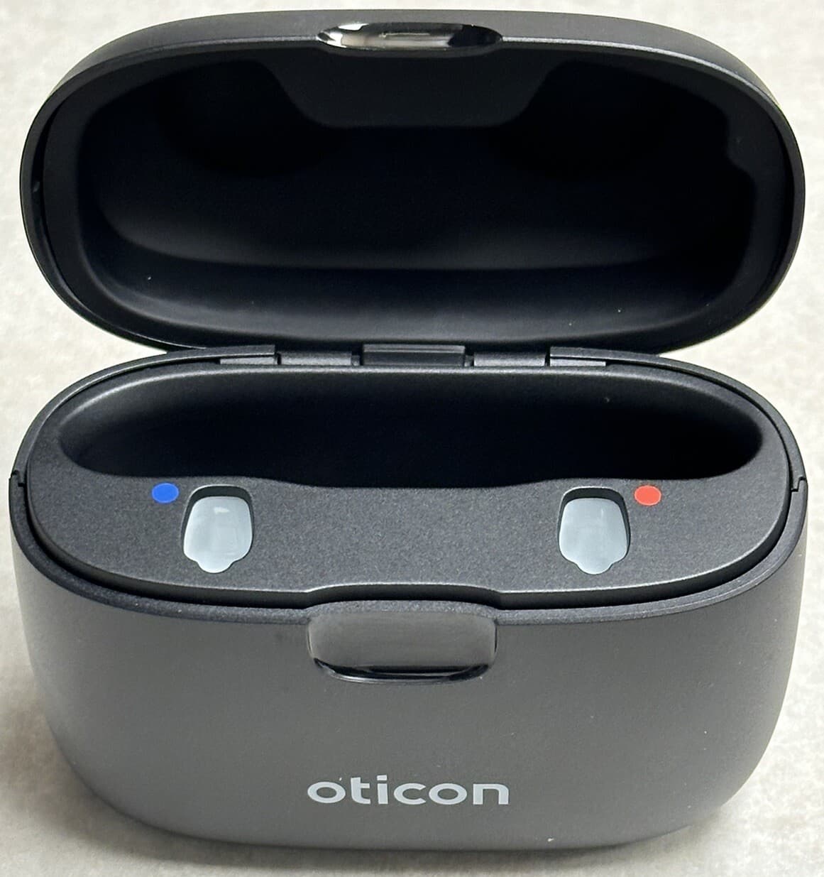 Oticon Smart Charger Comes With Power Cable, Wall Adapter, Manual. Lightly Used. 2