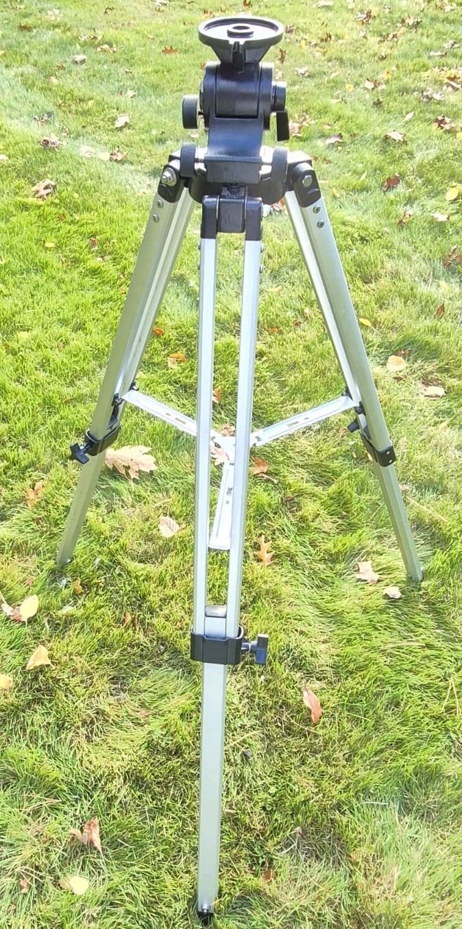 Meade #883 Deluxe Field Tripod For Etx-90ra, Etx-90ec, and Etx-125ec Telescopes 3