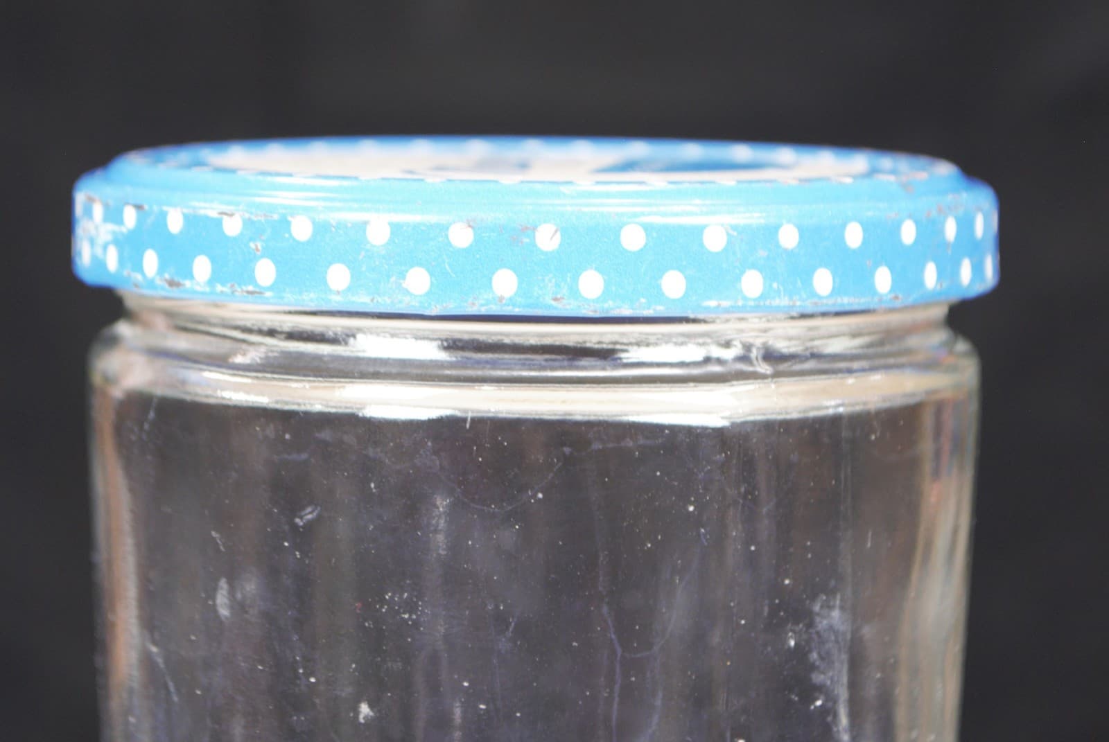 Mary Ellen a cup to a cup blue polka dot lid clear jar empty of jam and jelly 6