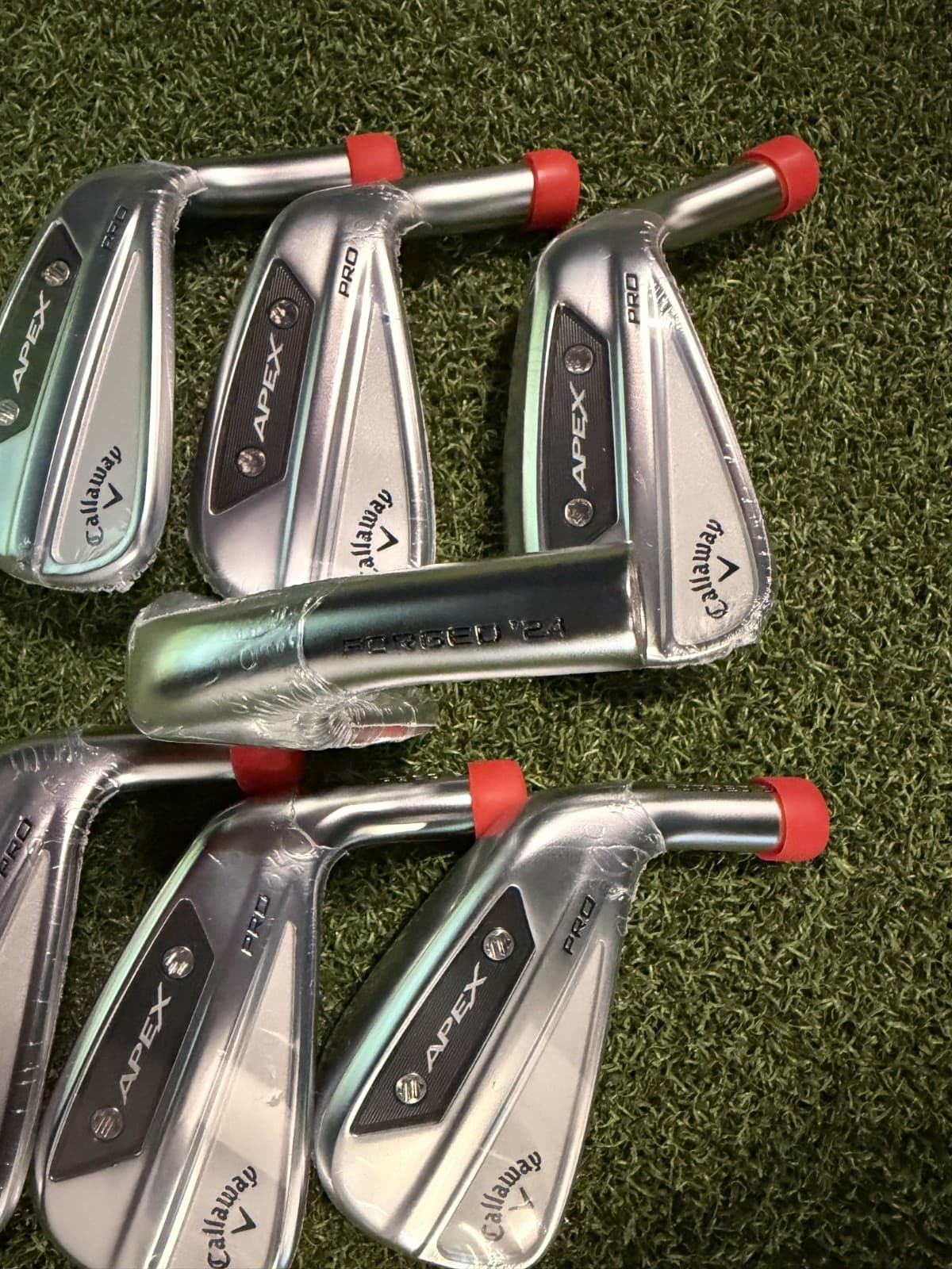 *FACTORY SEALED* Callaway 24 Apex Pro Irons RH 4-P Head Only 4