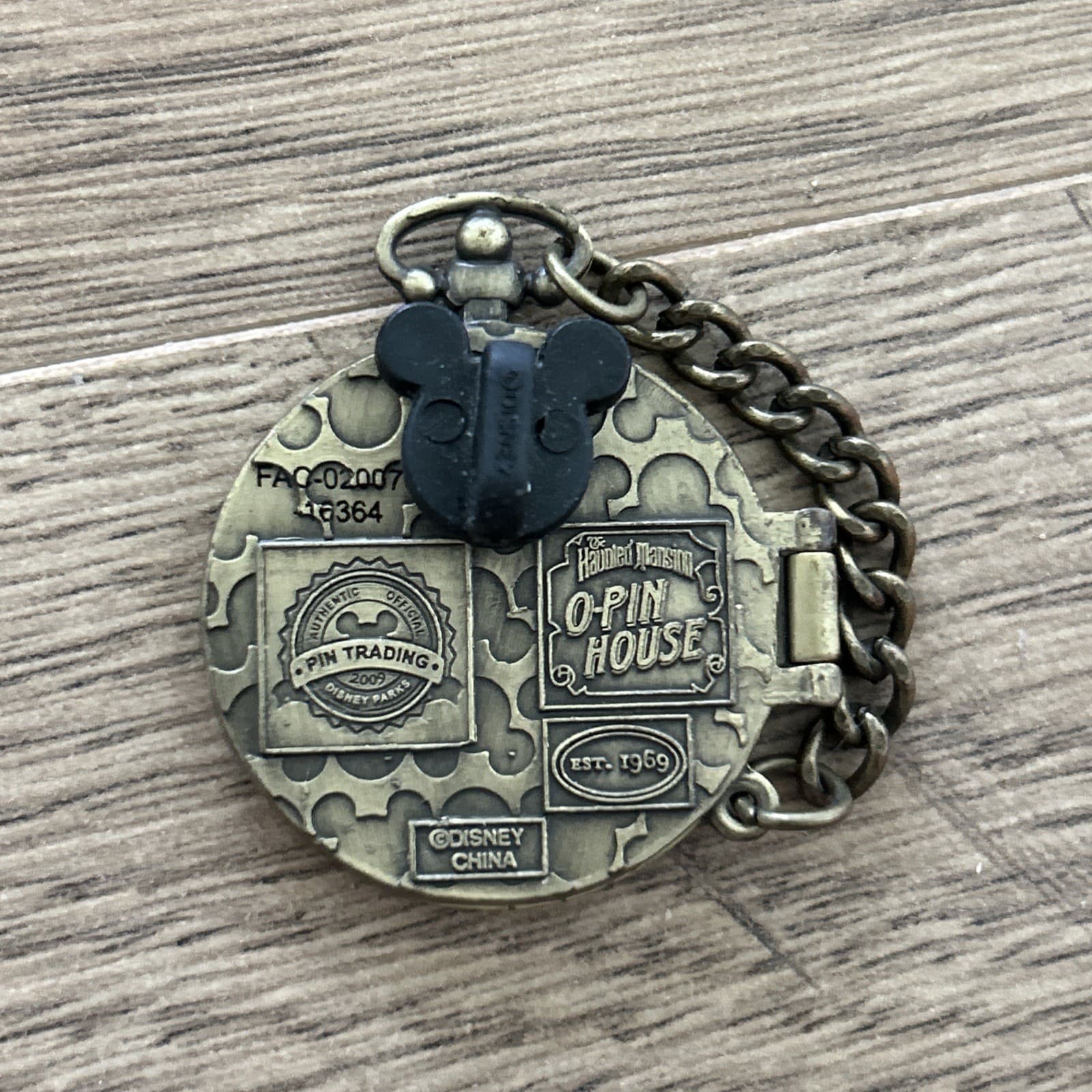 Disney Haunted Mansion pin hinged pocket watch o-pin house Disneyland 3