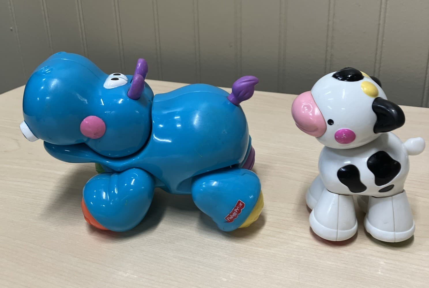 Fisher Price Amazing Animals Hippo Cow Clicks Giraffe Monkey w/ Wheels 6