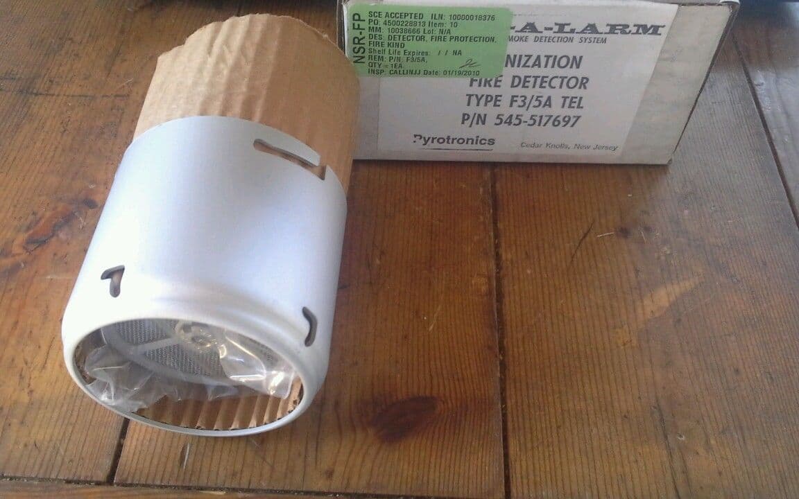 NEW NEW PYROTRONICS Ionization Fire Detector Type F3/5A TEL P/N 545-517697  2