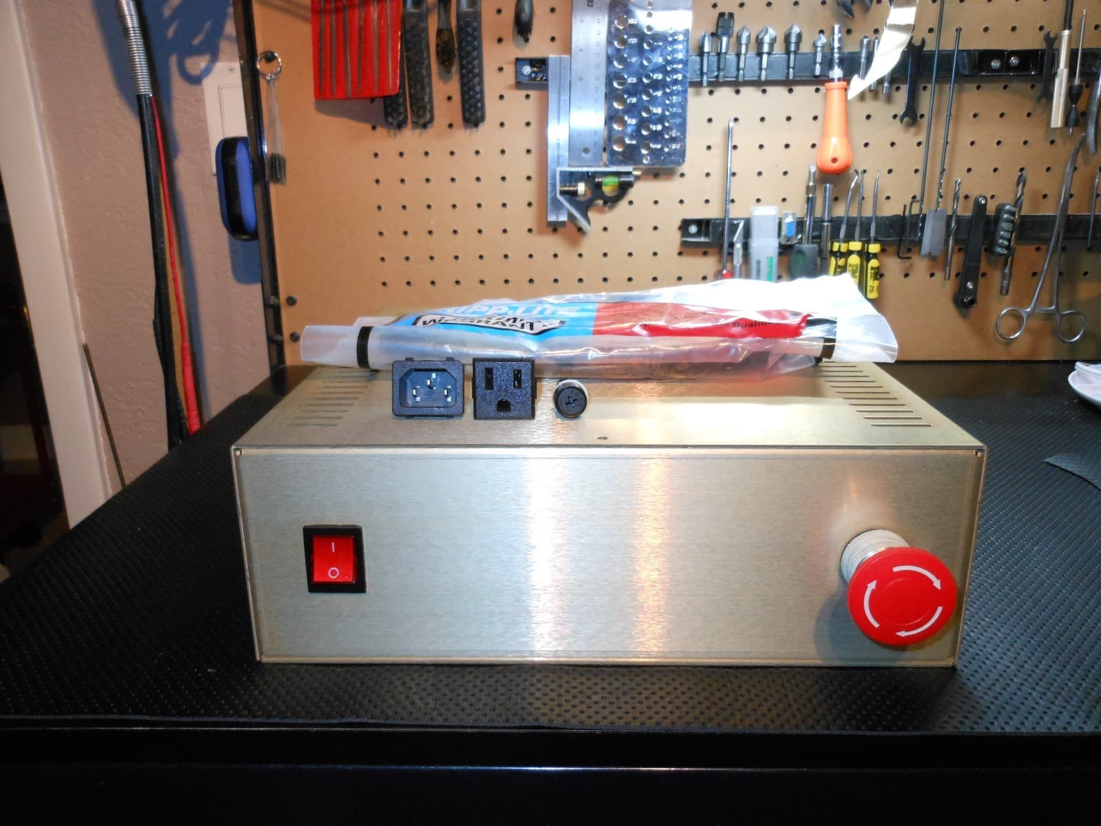 Gecko G540 EMI Shielding Coated Pre-Machined Aluminum Enclosure 