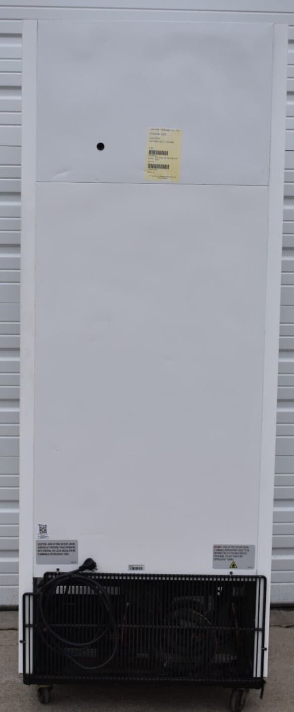 TRUE TSCI-600R-G GLASS DOOR REACH-IN REFRIGERATOR MULTIPLE USE 5