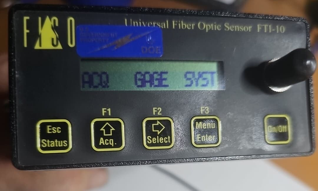 FISO UNIVERSAL FIBER OPTIC SENSOR FTI-10 Case and Power Supply 2