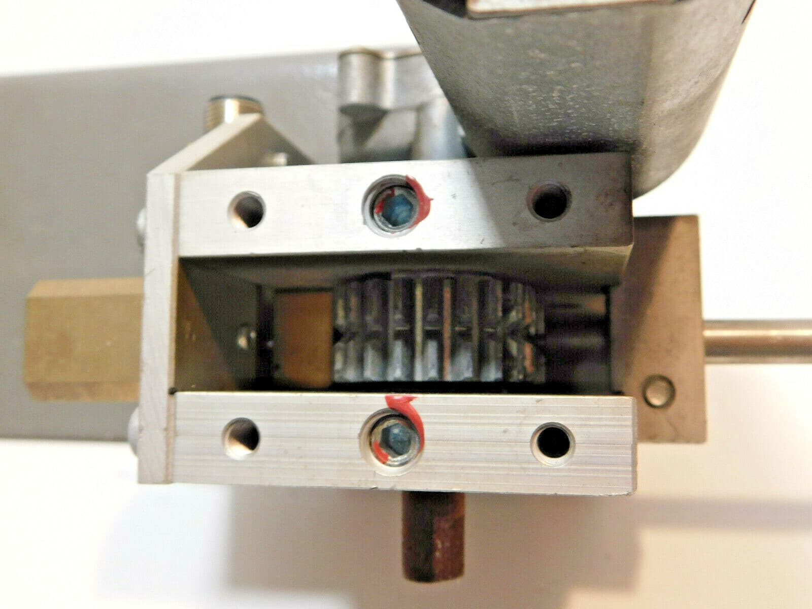 Solder Wire Feeder Mechanism from Vitronics Soltec Wave Soldering Machine 4
