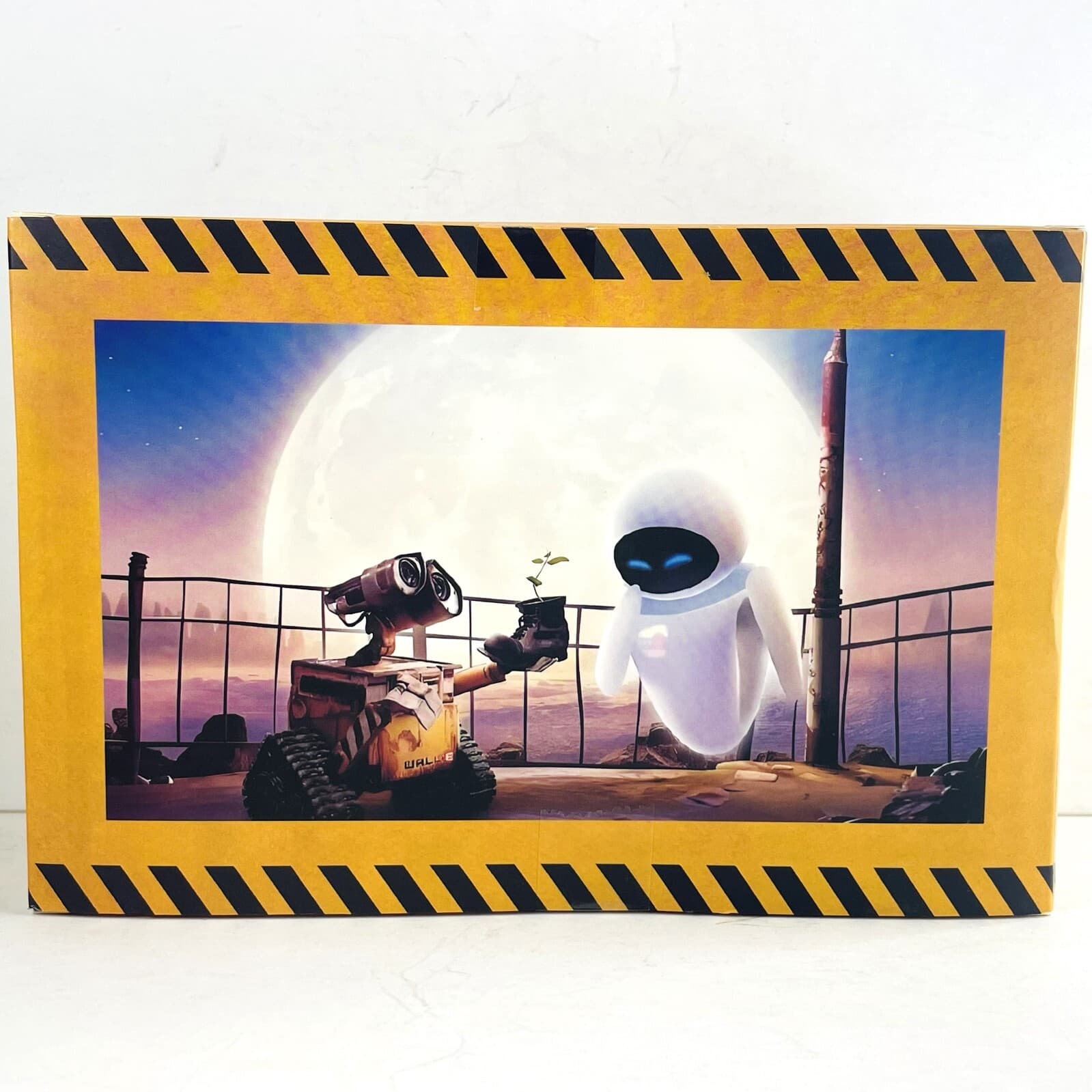 Wall-E And Eve Mini Robot Movable Action Figure Party Toys Gift New in Box 2