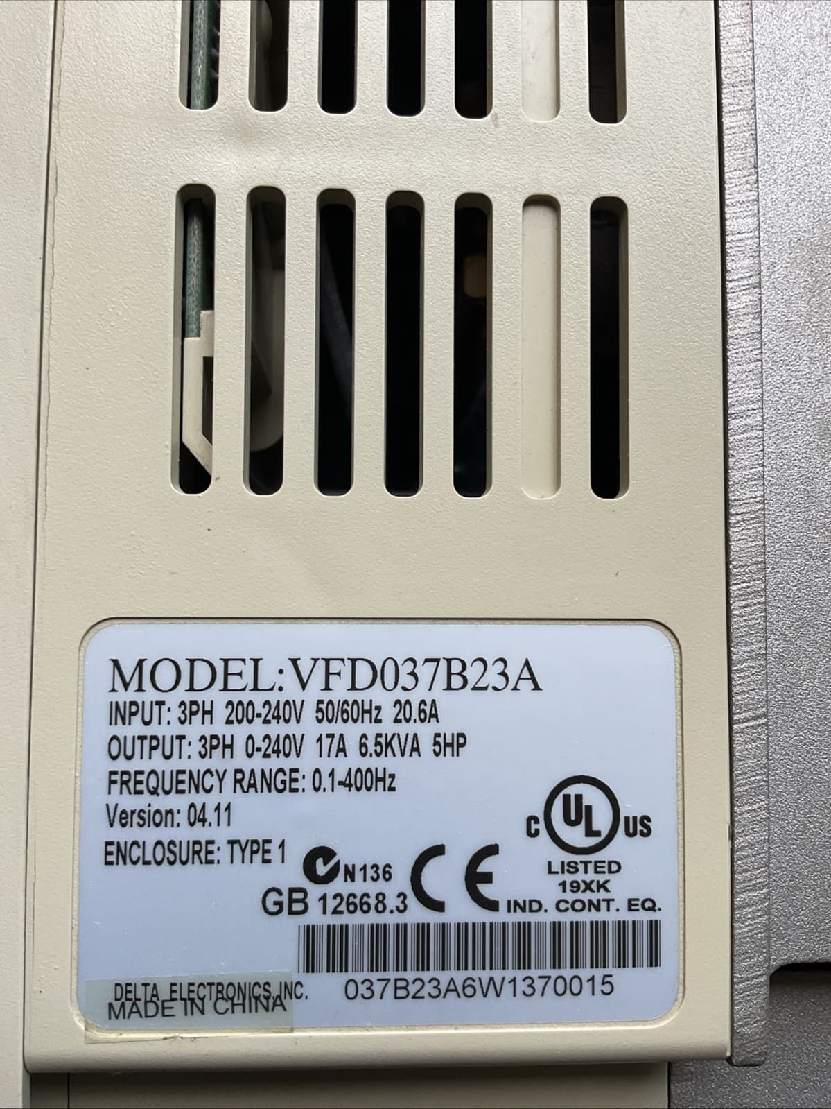 DELTA VFD037B23A Inverter AC Variable Frequency Drive 2