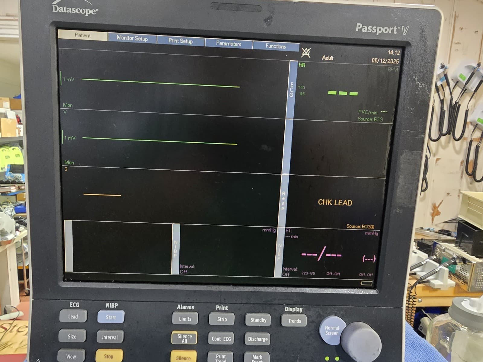 Datascope Passport V patient monitor with Microstream CO2 Excellent Condition  4