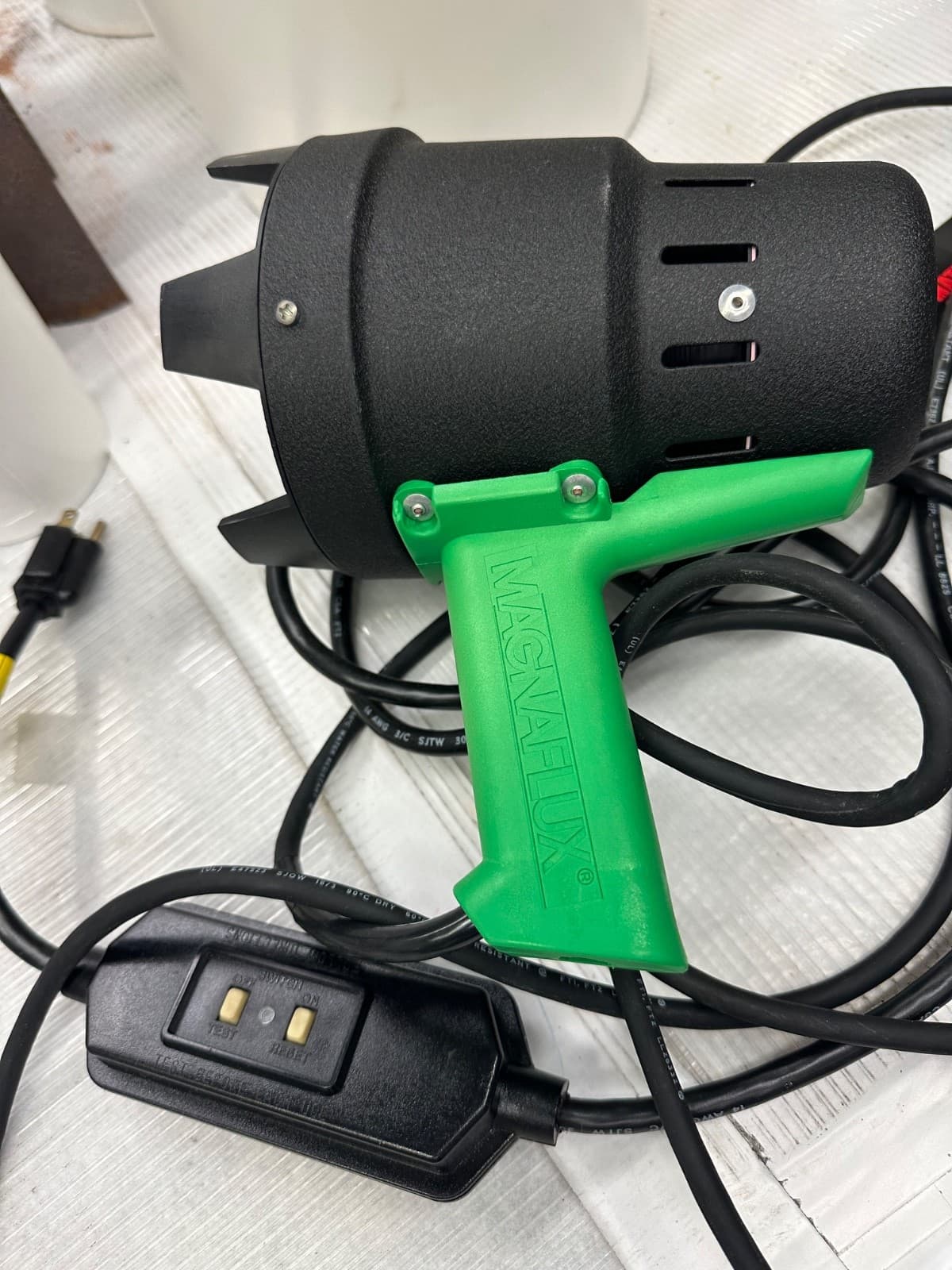 magnaflux magnetic particle ZB-100 Black Light Part # 600005 2