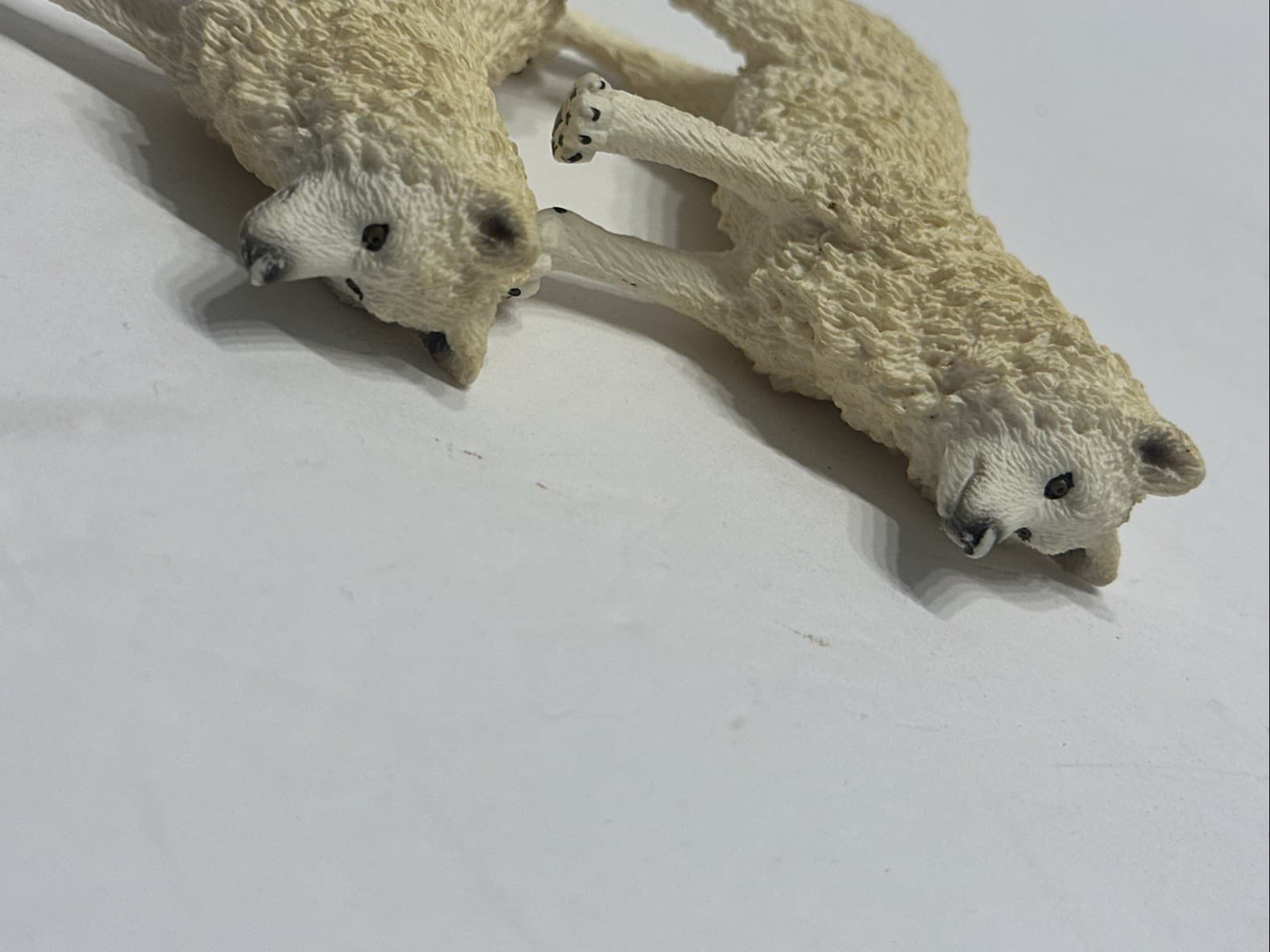 Pair Schleich WHITE ARCTIC WOLF Adult Wildlife Figure 3.5" Length x 2.5" Height 4