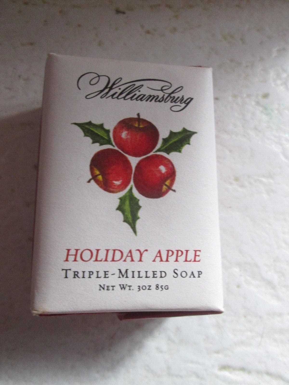 COLONIAL WILLIAMSBURG SOAP HOLLY RED HOLIDAY SPICE APPLE SHOWER BATH HISTORY NEW 2