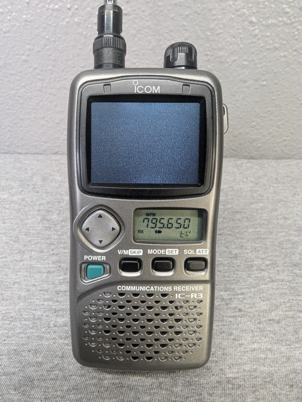 ICOM IC-R3 Handheld Wideband Communications Receiver .495 to 2450 MHz 3