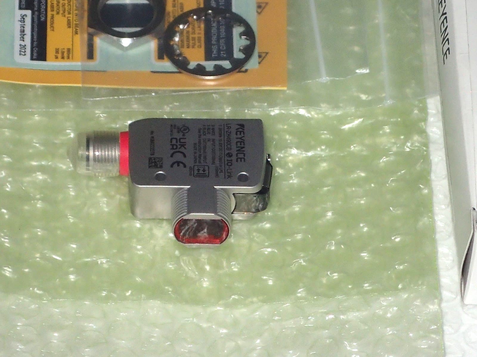 New In Box KEYENCE LR-ZH490CB Laser Sensor , Made in Japan. Mfd 2022 6