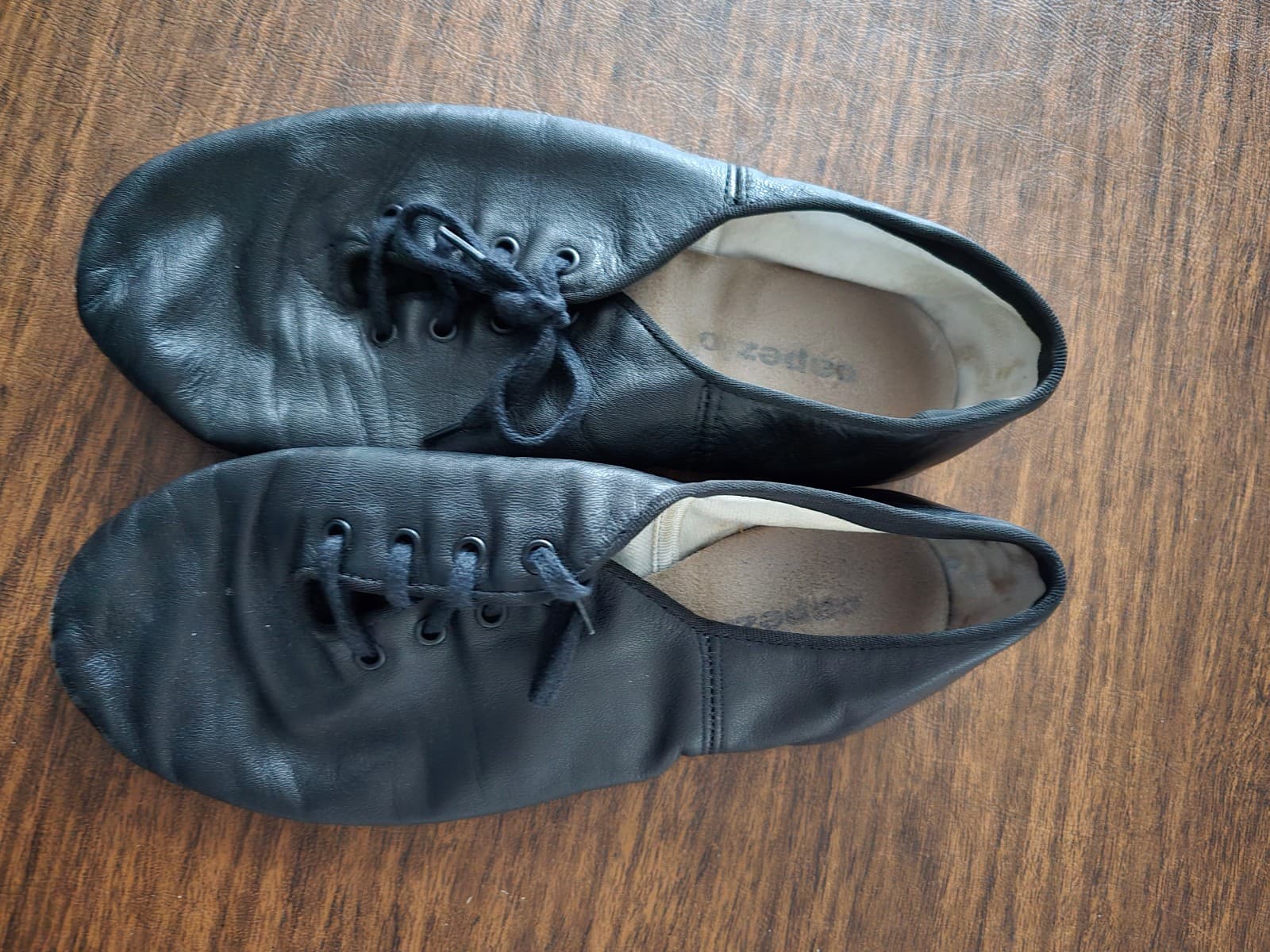 Capezio Black Leather Jazz Shoes Size 8.5 M Women’s