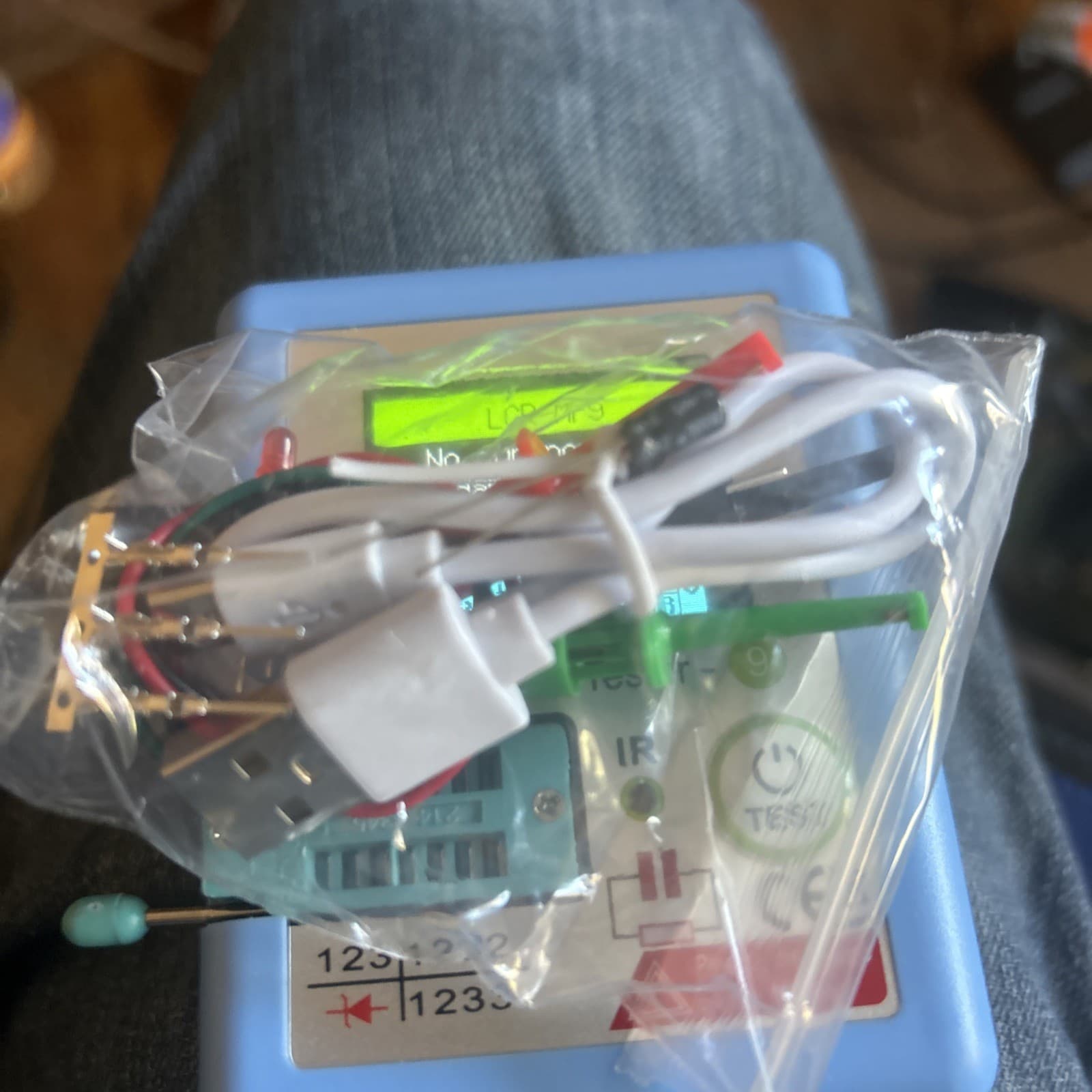 LCR-MF9 Transistor Tester TFT Diode Triode Capacitance Meter LCR ESR NPN MOSFET 6