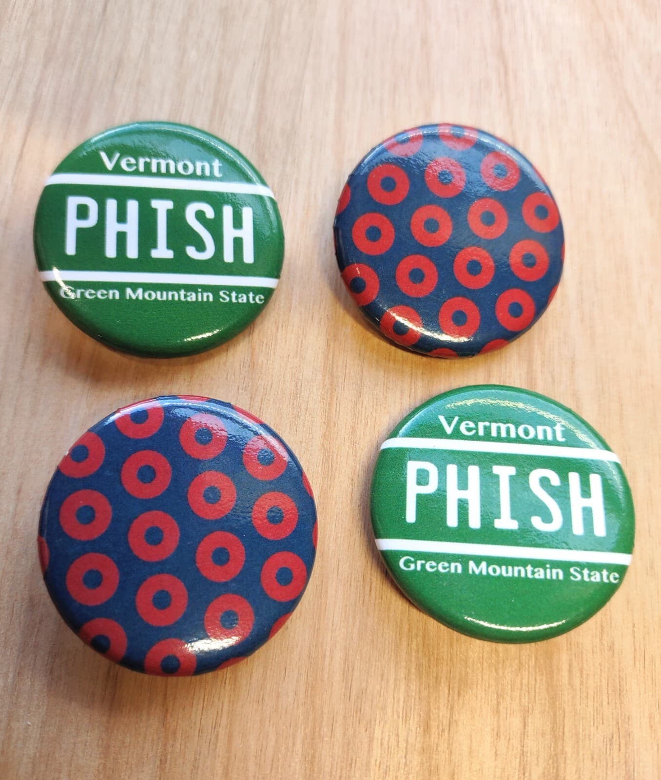 PHISH 2donut & 2VT plate 1.25" buttons(4) vermont Free shipping! 4