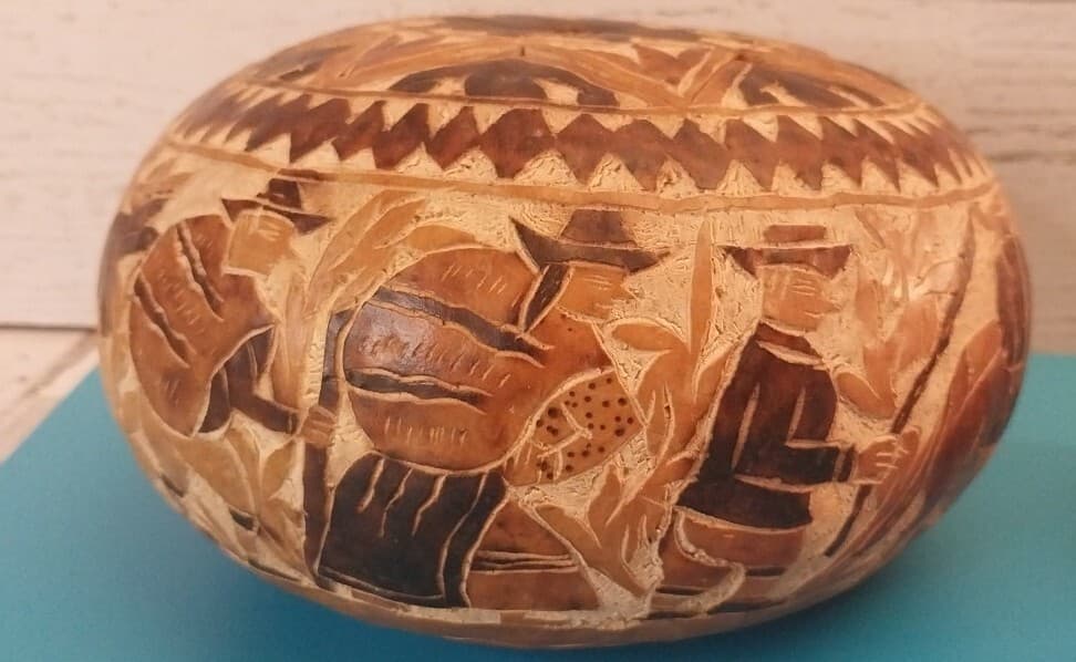 3 Hand Carved Gourd Peru Folk Art Story Telling  LLAMAS PEOPLE VTG 60s/70s 4