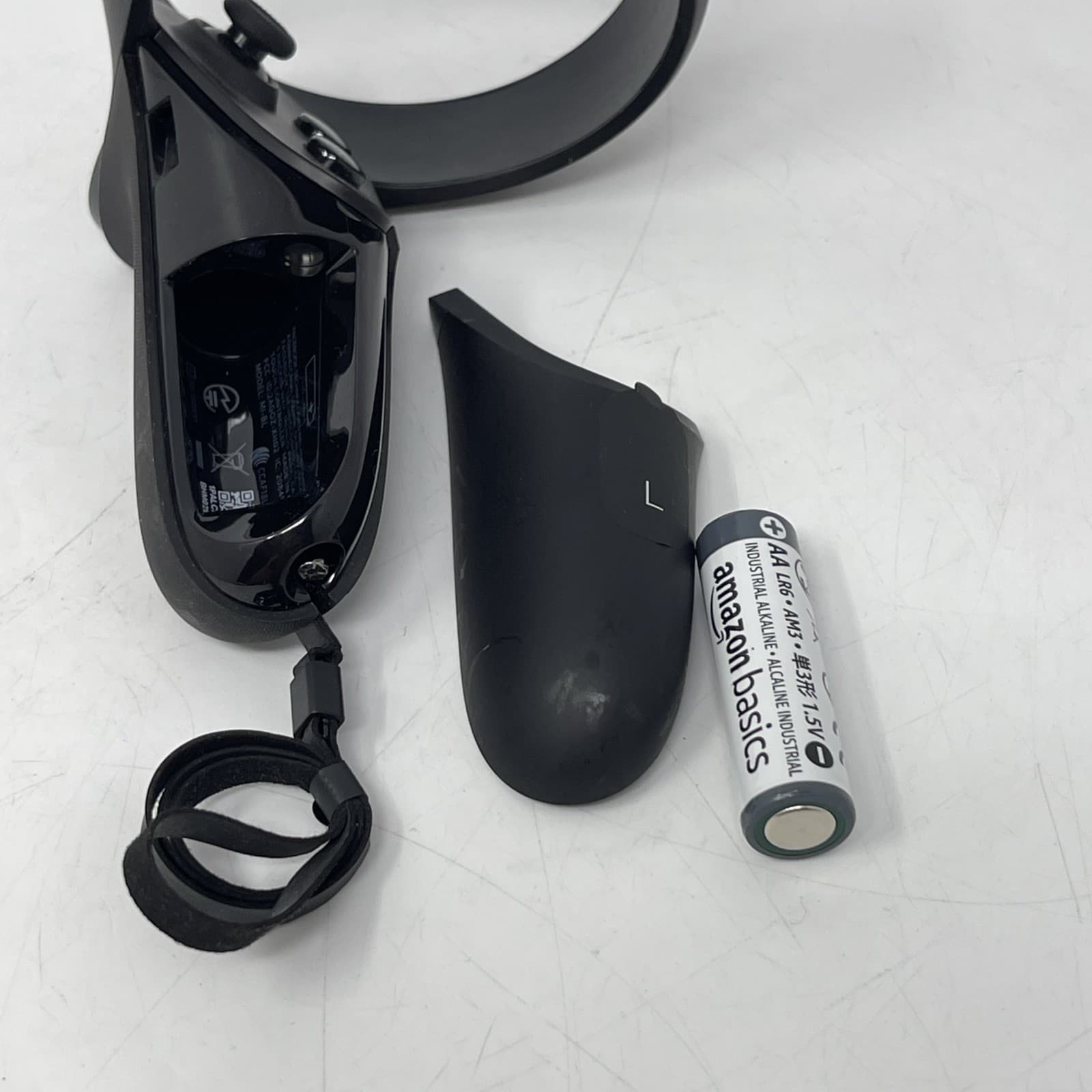 Facebook Meta Oculus Rift MI-BL Controller (Left Only) - Tested And Working 3