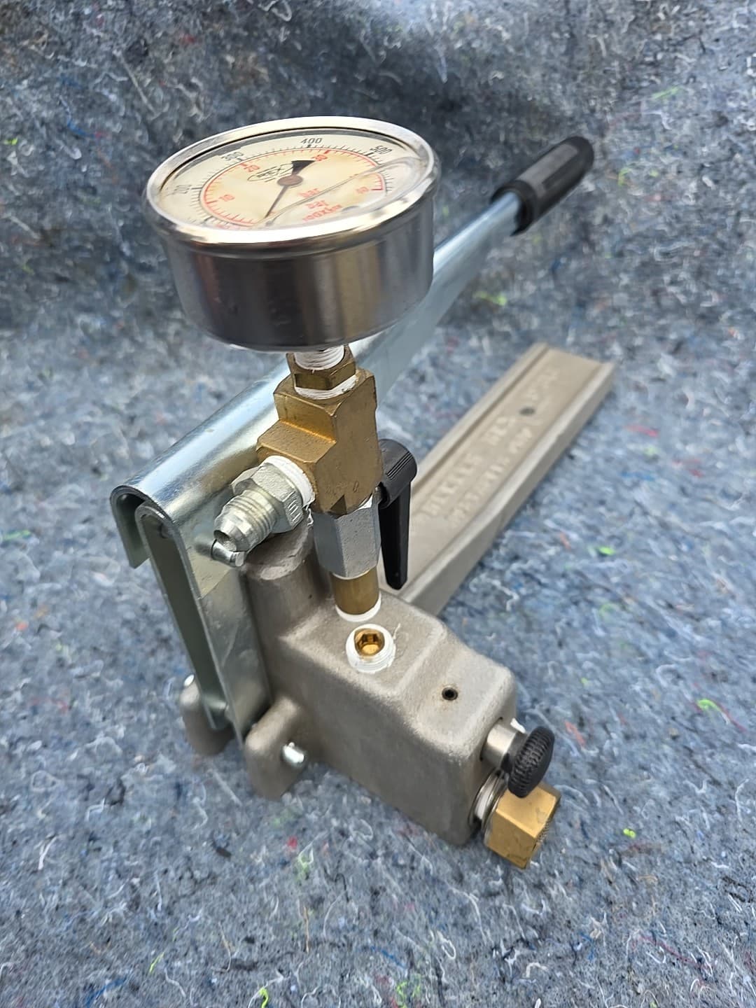 Wheeler Rex Hand Operated Hydrostatic Test Pump 600 PSI  5