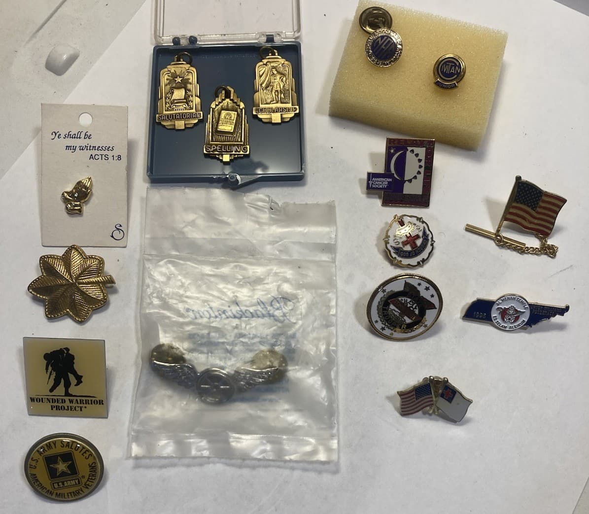 LOT OF 16 Lapel Pins BALFOUR,WINGS,TN TROOPER,'96 SHRINER,USA,PRAYING HANDS,MORE