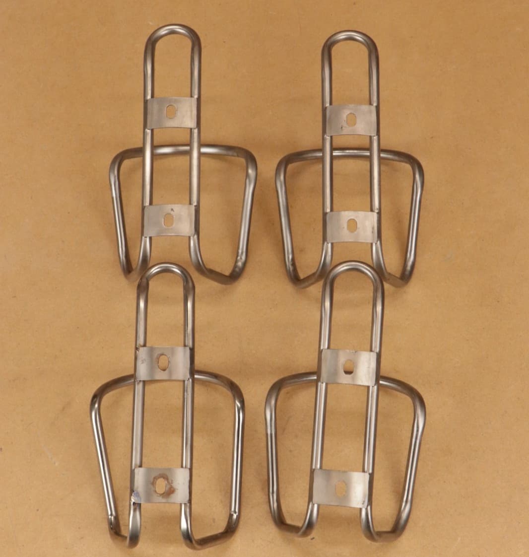Pre-Owned Titanium King Cage Water Bottle Cage, Price is for one Cage 4