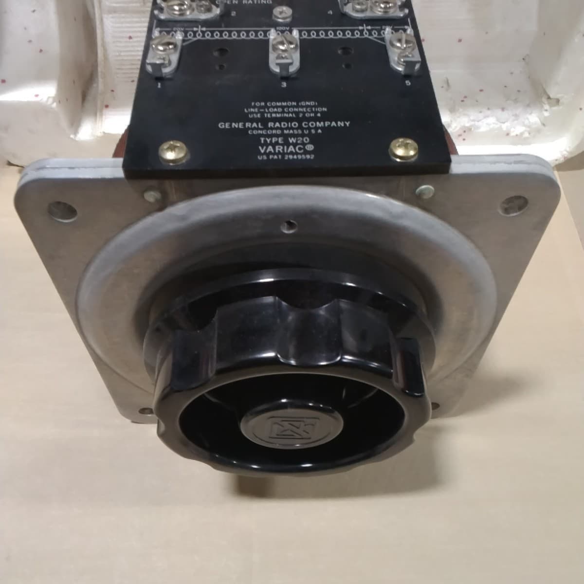 VARIAC GENERAL RADIO TYPE W20 120V 20A OPEN RATING 50-60 CYCLES  5